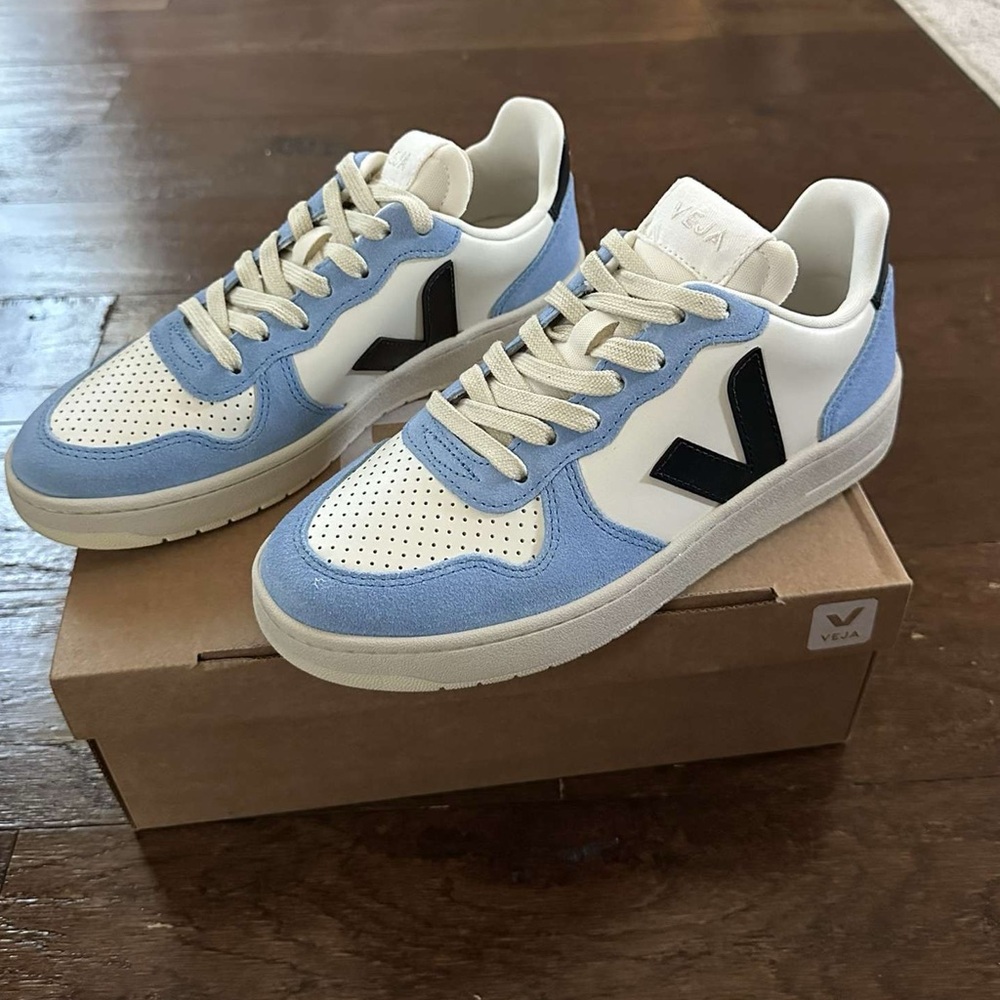VEJA-V-10 Prime sneakers-size 7.5-blue/white-brand new in box. - Picture 11 of 11